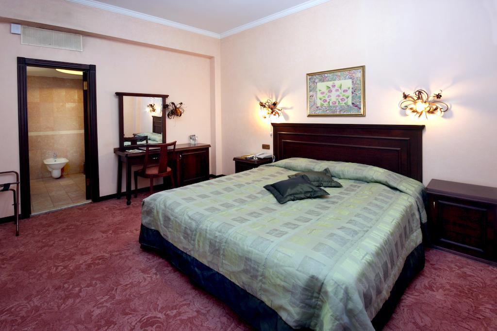 Esenboga Airport Hotel Ankara Exteriör bild